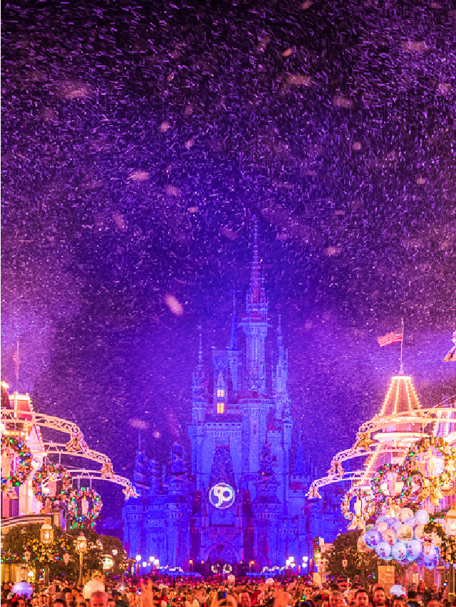 Our Favorite Week of the Year at Disney World During Christmas (And Why!)